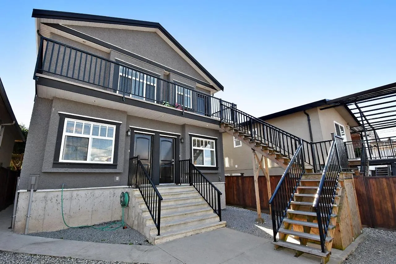 Rare Find Exquisitely New Quiet & Safe Skytrain Home Vancouver